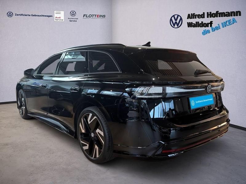 Neu VW ID.7 Pro 210 kW (286 PS) 2026 Grenadillschwarz metallic Kombi