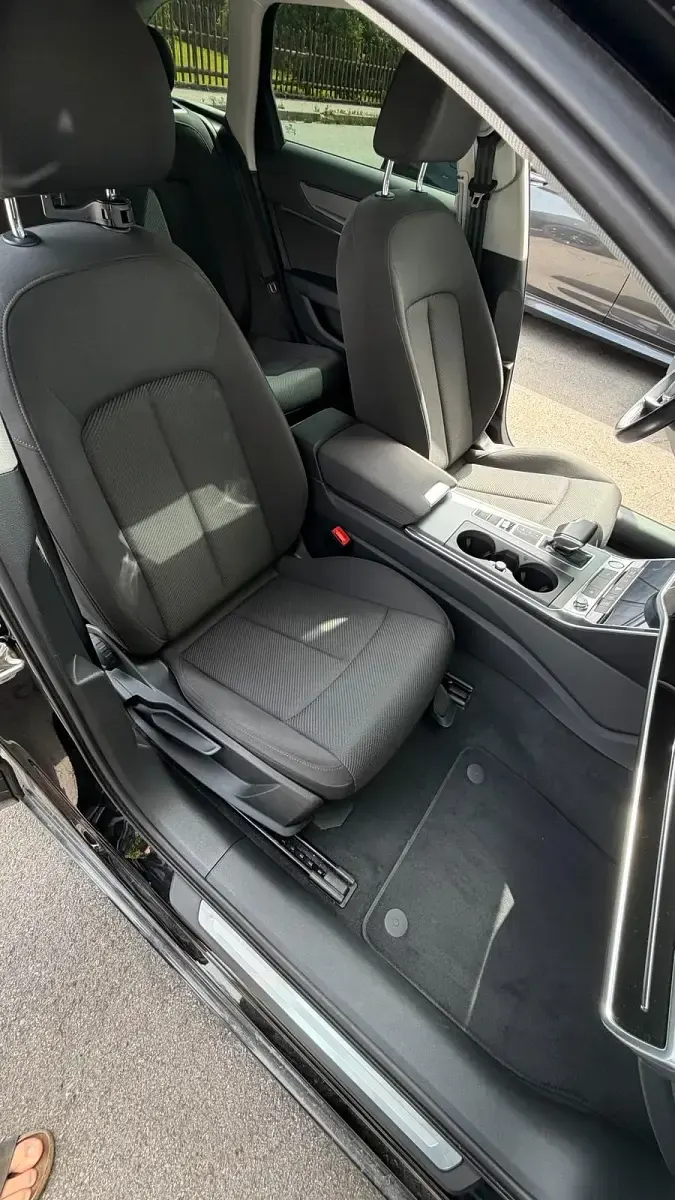 Gebraucht Audi A6 Comfort 163 PS (119 kW) 2019 Schwarz Kombi