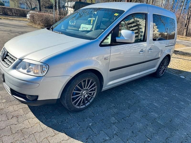 Gebraucht VW Caddy 105 PS (77 kW) 2009 Silber Van / Kleinbus
