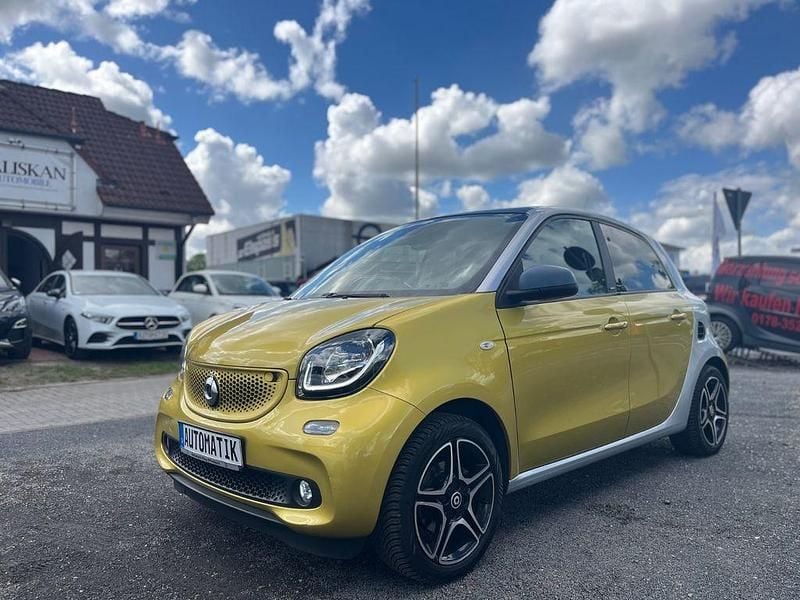 Gebraucht Smart ForFour Passion 90 PS (66 kW) 2018 Gelb Kleinwagen
