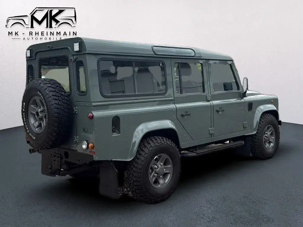 Gebraucht Land Rover Defender 122 PS (89 kW) 2013 Grün SUV