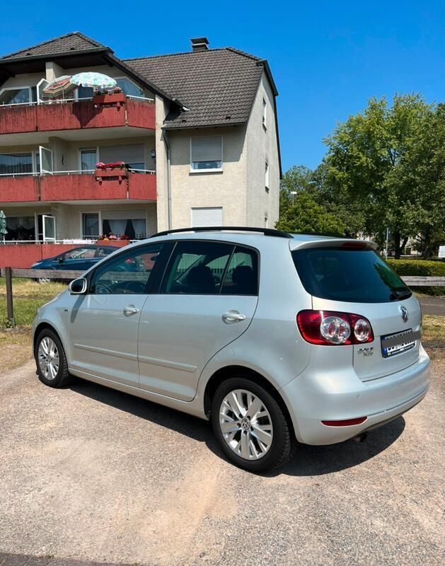 Silber Gebraucht 2013 VW Golf Plus Van / Kleinbus | 8.500 € (Guter Preis) - Bild 1/4