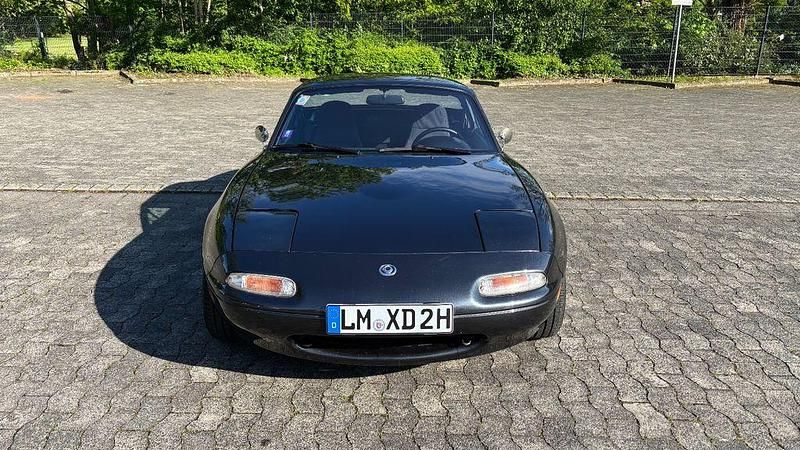 Gebraucht Mazda MX5 116 PS (85 kW) 1992 Grau Cabrio