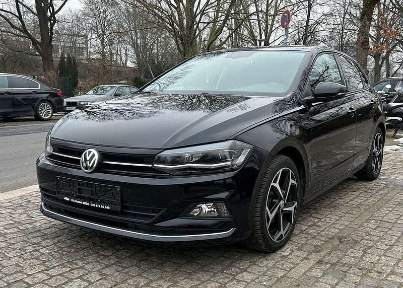 Deep black perleffekt Gebraucht 2018 VW Polo Highline Kleinwagen | 12.999 € (Fairer Preis) - Bild 1/4