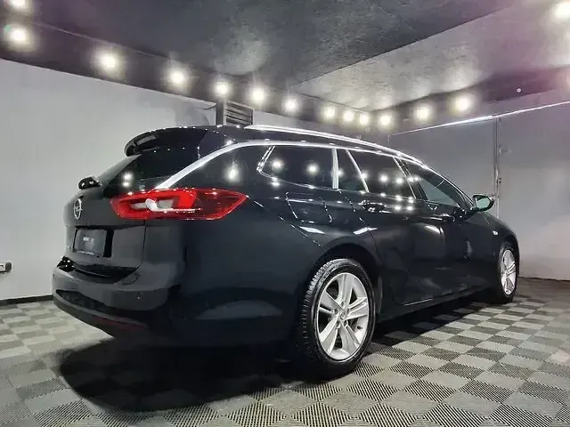 Gebraucht Opel Insignia 122 PS (89 kW) 2023 Schwarz Kombi
