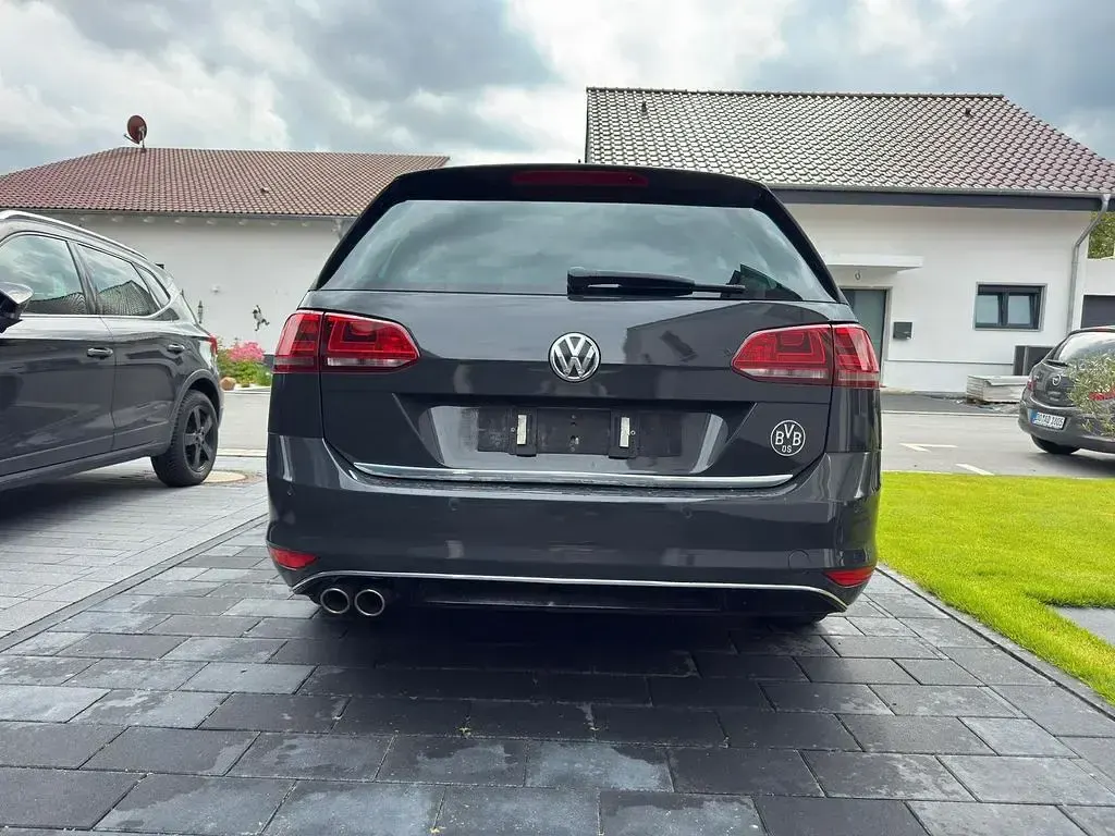 Gebraucht VW Golf VII Highline 150 PS (110 kW) 2015 Grau Kombi