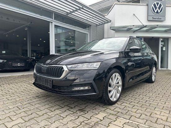 Black magic Gebraucht 2021 Skoda Octavia Kombi | 19.940 € (Fairer Preis) - Bild 1/4