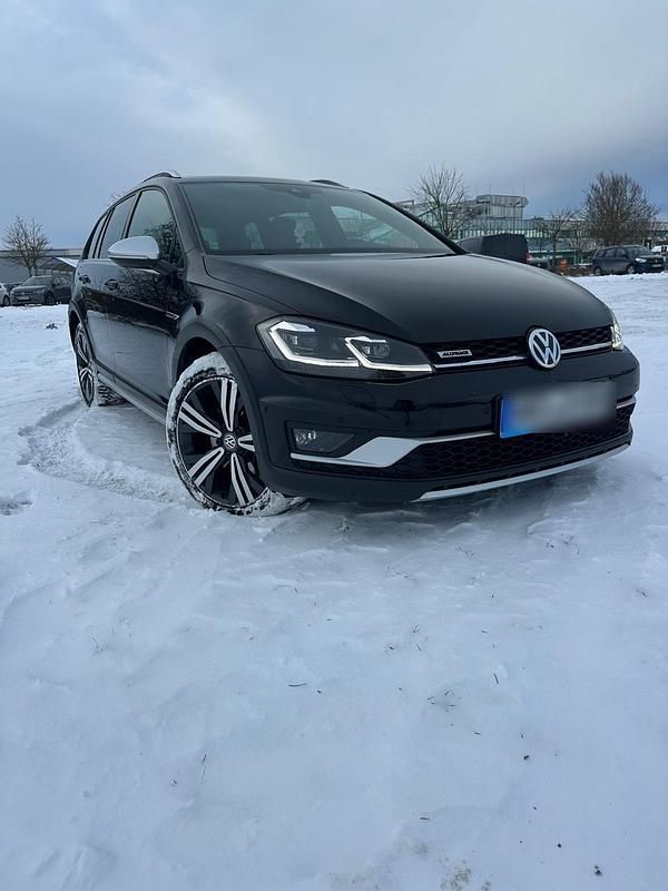 Schwarz Gebraucht 2019 VW Golf Alltrack Kombi | 16.499 € (Fairer Preis) - Bild 1/4