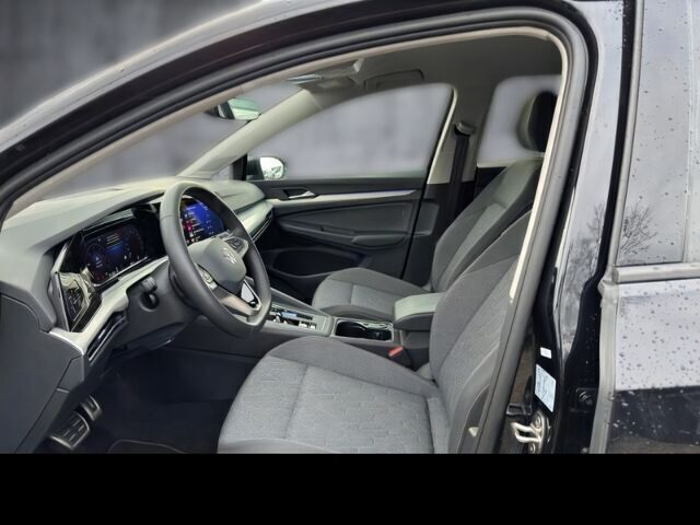 Gebraucht VW Golf VIII Move 150 PS (110 kW) 2024 Schwarz Kombi