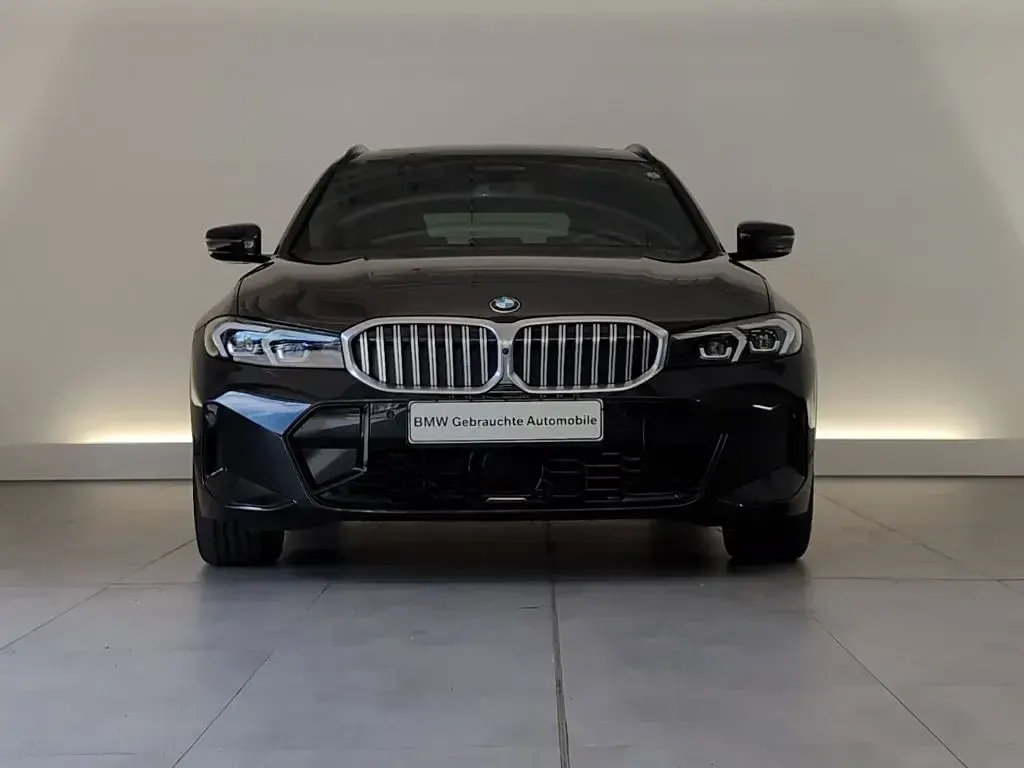 Gebraucht BMW 320 M Sport 184 PS (135 kW) 2024 Schwarz Kombi