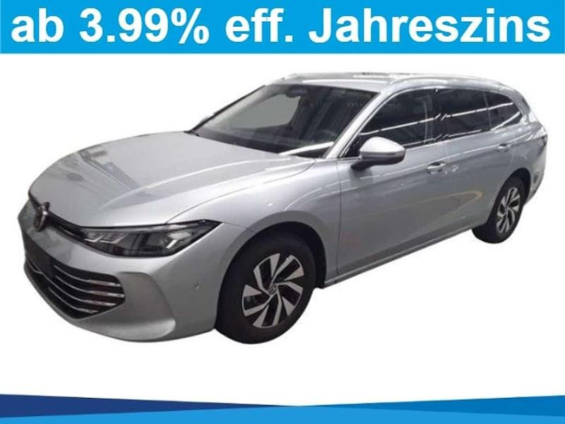Silber Gebraucht 2024 VW Passat Pro Kombi | 39.498 € (Guter Preis) - Bild 1/3
