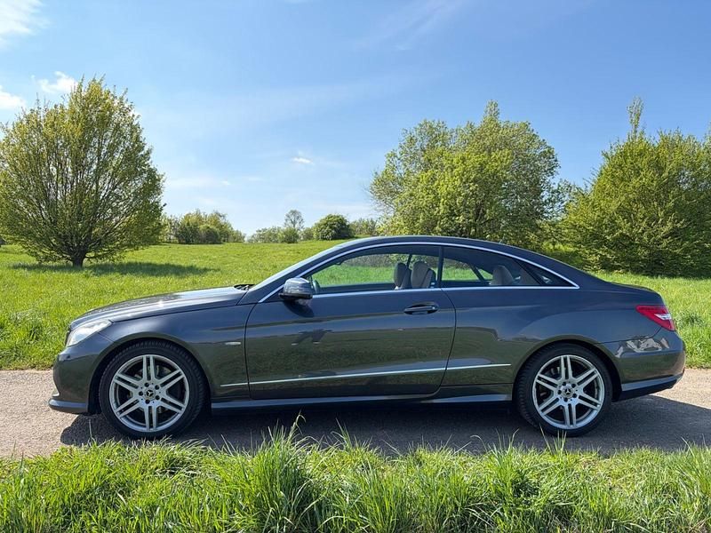 Gebraucht Mercedes E250 AMG 204 PS (150 kW) 2011 Grau Coupé