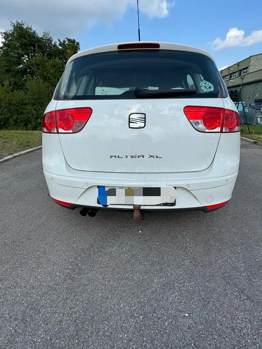 Gebraucht Seat Altea XL 160 PS (117 kW) 2010 Weiß Van / Kleinbus
