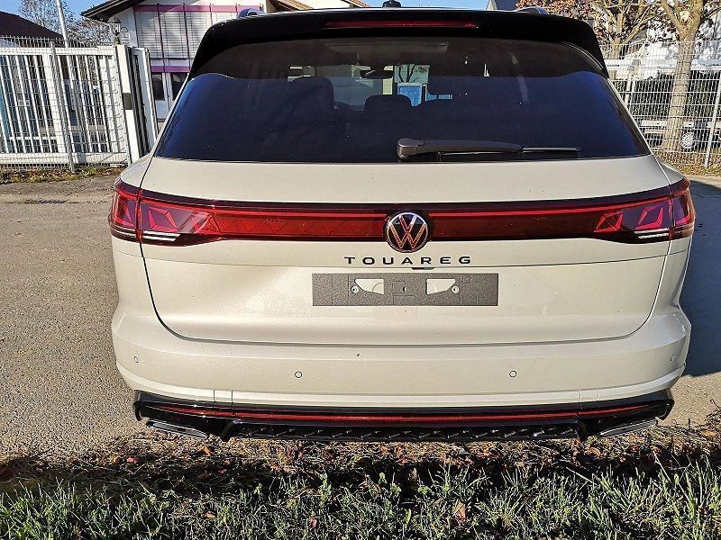 Beige Neu 2025 VW Touareg R-line SUV | 86.749 € (Guter Preis) - Bild 1/3