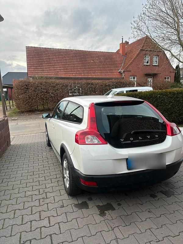 Gebraucht Volvo C30 109 PS (80 kW) 2009 Weiß Kleinwagen