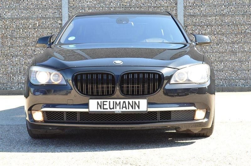 Gebraucht BMW 750L M Sport 408 PS (300 kW) 2010 Schwarz Limousine