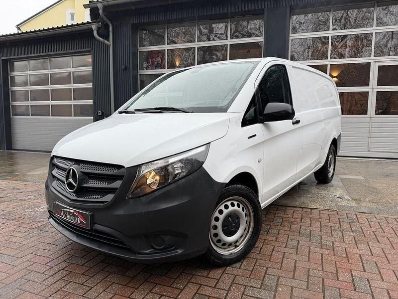 Gebraucht Mercedes e-Vito 85 kW (116 PS) 2019 Weiß Van / Kleinbus