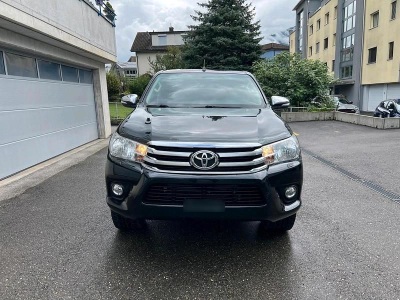 Gebraucht Toyota HiLux 150 PS (110 kW) 2016 Schwarz Pickup