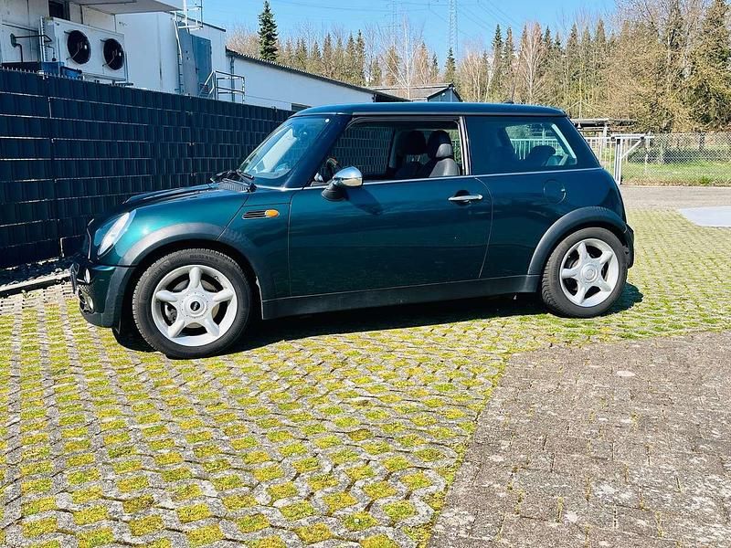 Gebraucht Mini Cooper 116 PS (85 kW) 2004 British racing green Kleinwagen