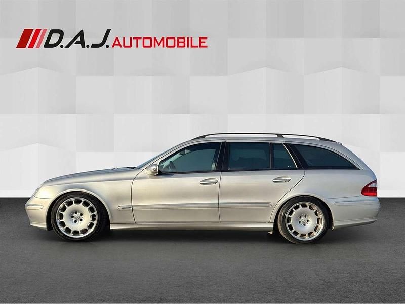 Gebraucht Mercedes E320 Avantgarde 224 PS (164 kW) 2005 Silber Kombi