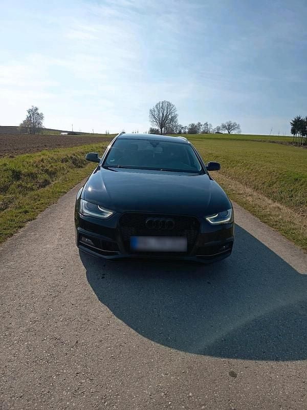 Second-hand Audi A4 S-Line 190 CP (139 kW) 2014 Negru Break