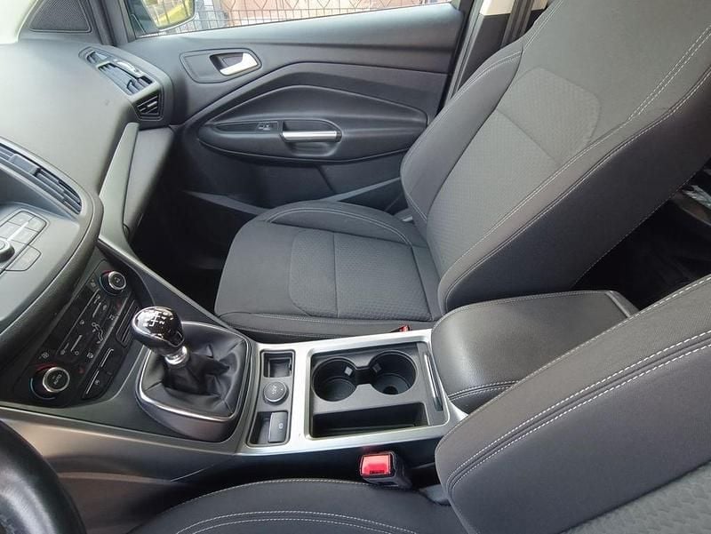 Gebraucht Ford Kuga Cool & Connect 120 PS (88 kW) 2017 Schwarz SUV