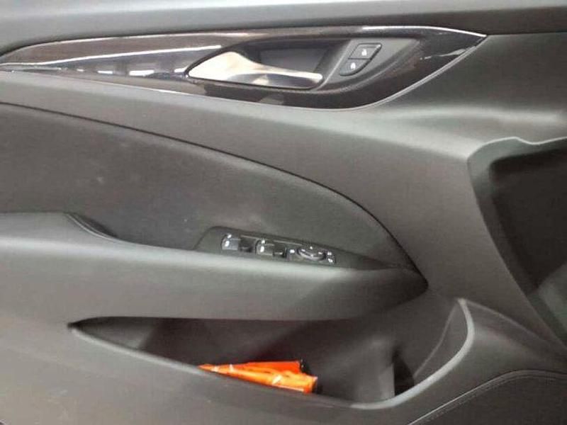 Gebraucht Opel Insignia Business 174 PS (127 kW) 2022 Diamant schwarz metallic Kombi