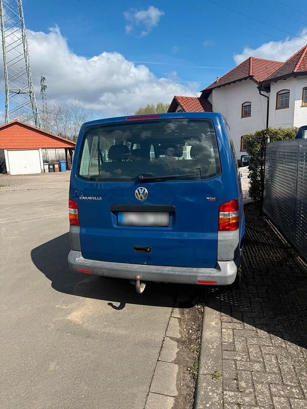 Gebraucht VW T5 131 PS (96 kW) 2008 Blau Van