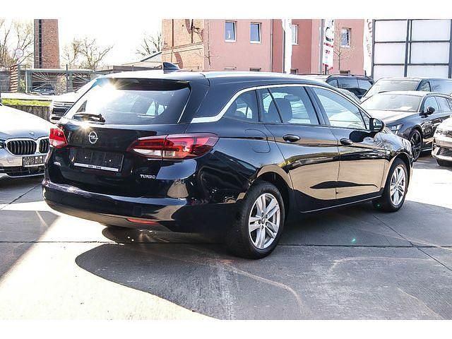 Używany Opel Astra Dynamic 125 KM (91 kW) 2018 Kombi