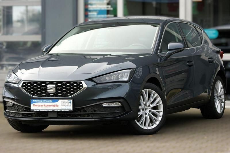 Magnetic tech Gebraucht 2021 Seat Leon XCELLENCE Limousine | 21.600 € (Etwas zu teuer) - Bild 1/4