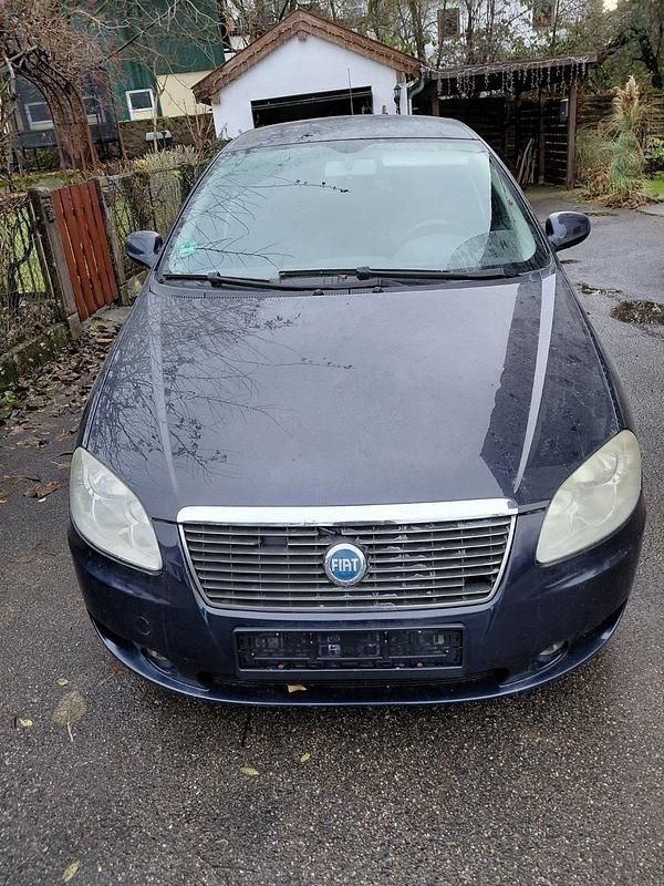 Gebraucht Fiat Croma 147 PS (108 kW) 2006 Blau Kombi