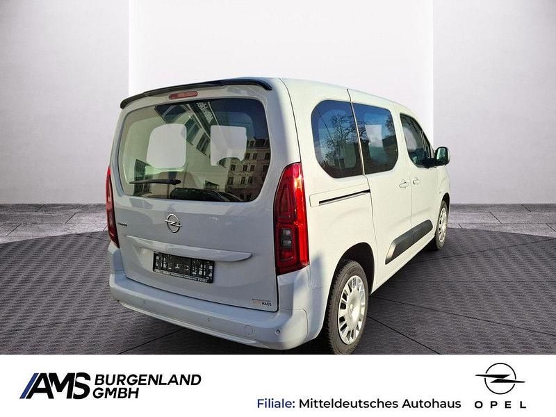 Gebraucht Opel Combo Life Edition 110 PS (80 kW) 2023 Weiß Van / Kleinbus