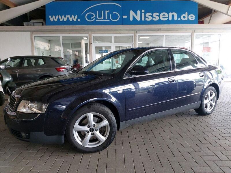 Mingblauperleffekt Gebraucht 2001 Audi A4 Limousine | 8.950 € - Bild 1/4