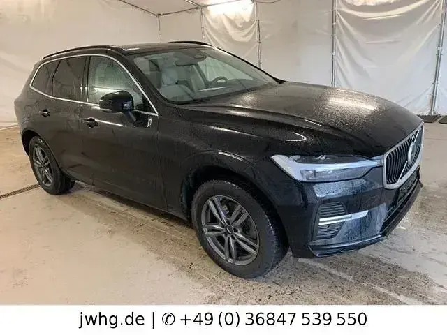 Gebraucht Volvo XC60 Core 197 PS (144 kW) 2023 Schwarz SUV