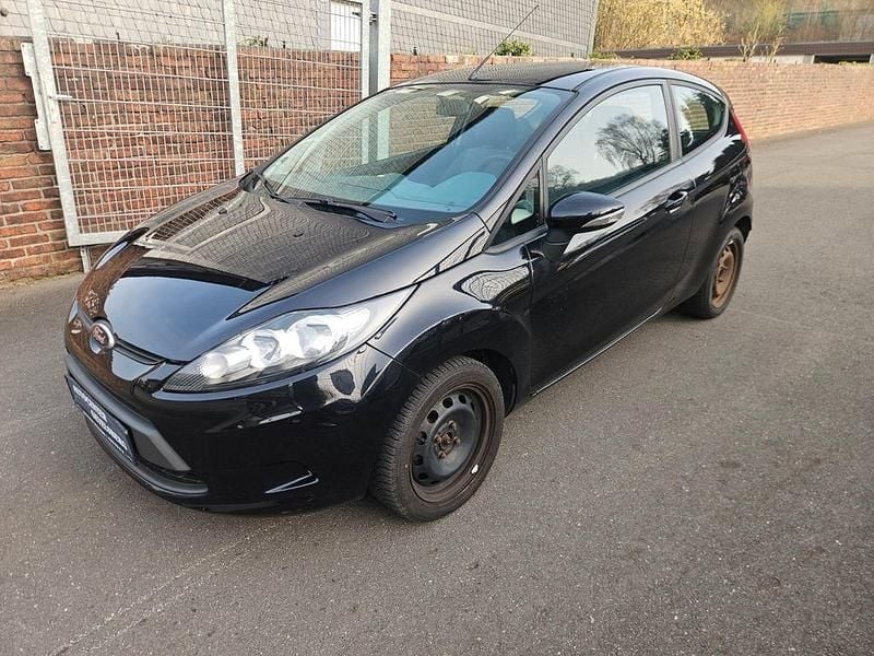 Gebraucht Ford Fiesta Trend 97 PS (71 kW) 2009 Kleinwagen