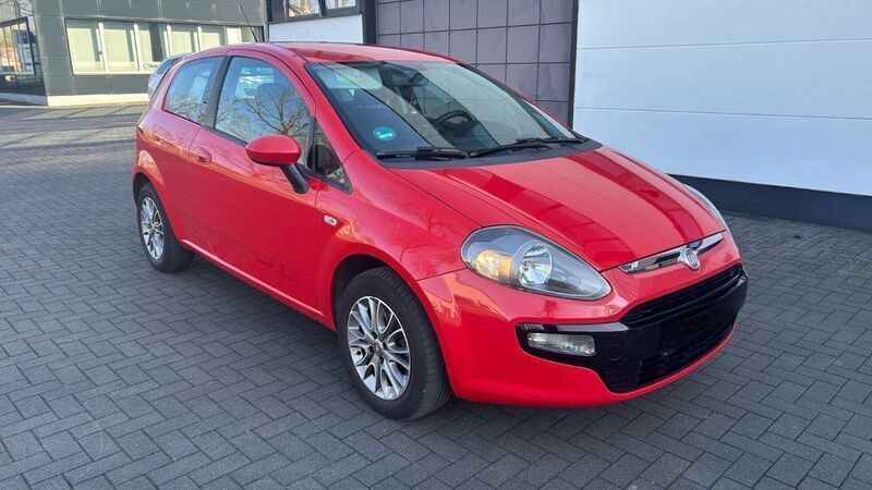 Rot Gebraucht 2012 Fiat Punto Evo Kleinwagen | 3.200 € (Guter Preis) - Bild 1/4
