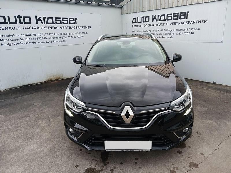 Gebraucht Renault Mégane IV Business 140 PS (102 kW) 2019 Schwarz Limousine