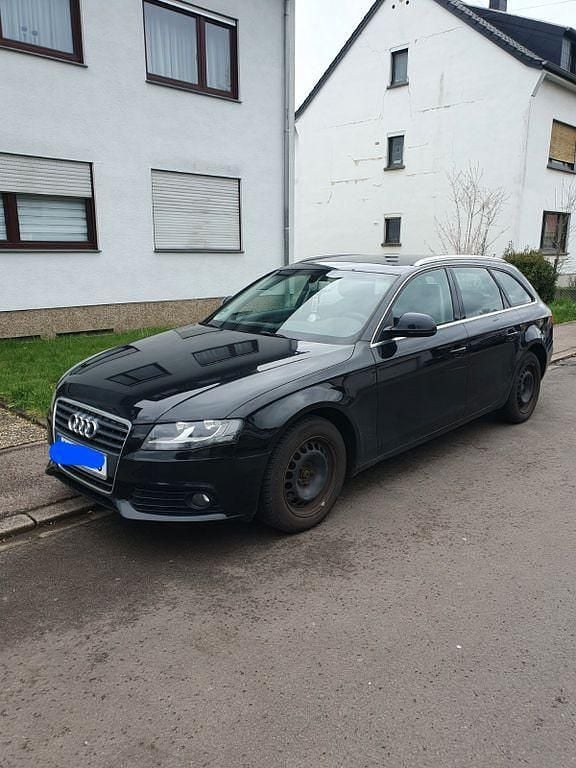 Gebraucht Audi A4 160 PS (117 kW) 2008 Schwarz Kombi