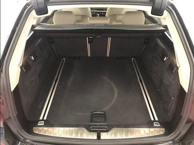 Second-hand BMW 520 Luxury Line 190 CP (139 kW) 2017 Negru Break