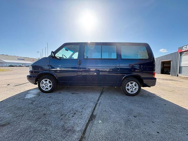 Gebraucht VW T4 102 PS (75 kW) 2001 Blau Van