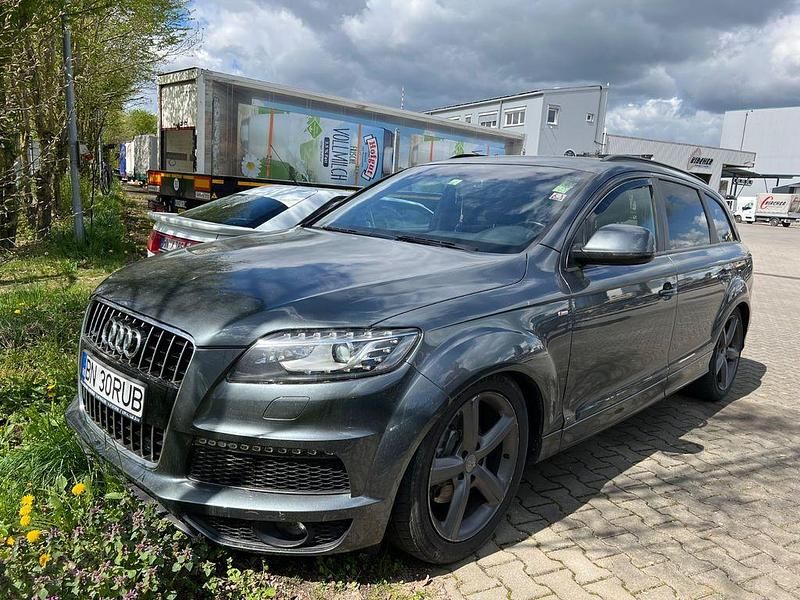 Second-hand Audi Q7 245 CP (180 kW) 2012 Gri SUV