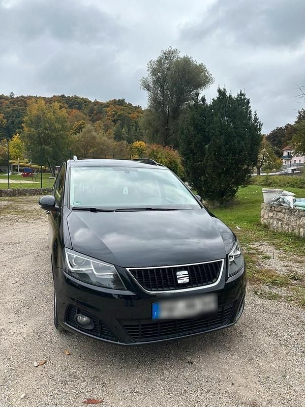Schwarz Gebraucht 2012 Seat Alhambra Van / Kleinbus | 6.500 € (Guter Preis) - Bild 1/4