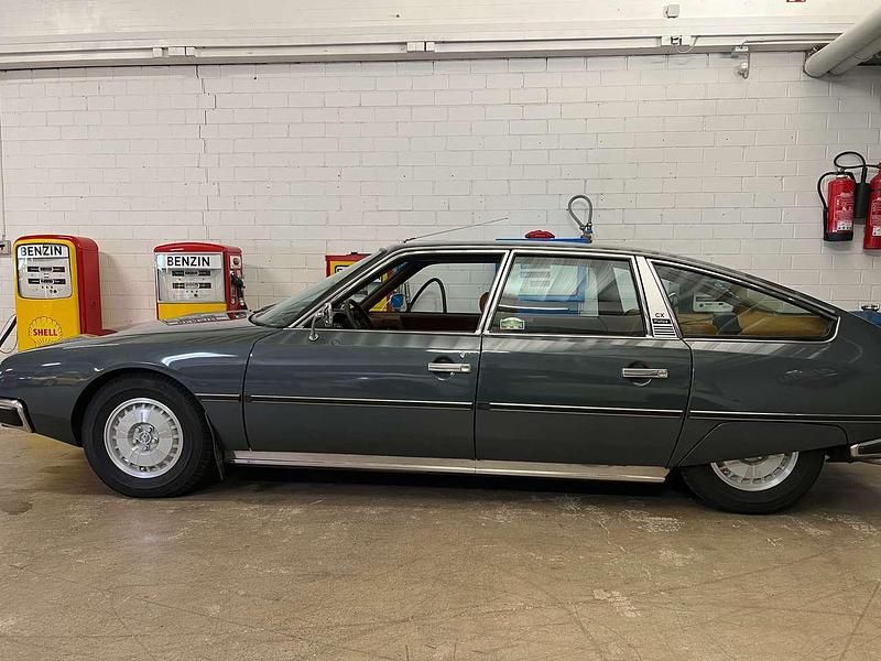 Grau Gebraucht 1975 Citroën CX Limousine | 19.900 € - Bild 1/4