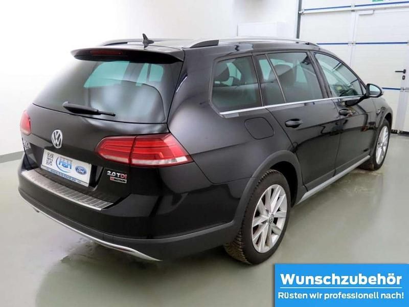 Gebraucht VW Golf Alltrack 184 PS (135 kW) 2018 Deep black perleffekt Kombi