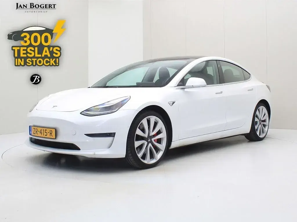Usado Tesla Model 3 Performance 258 kW (351 HP) 2019 Branco Sedan