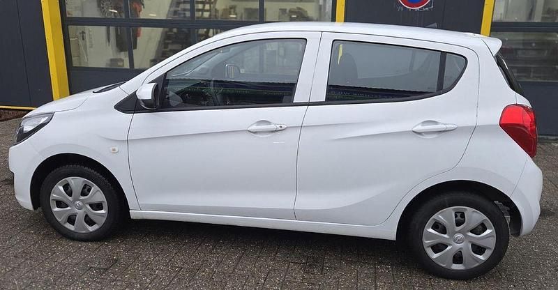 Gebraucht Opel Karl Active 75 PS (55 kW) 2016 Weiß Kleinwagen