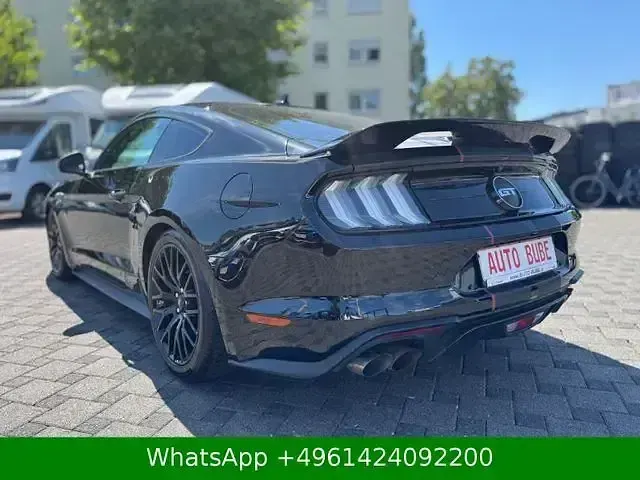 Gebraucht Ford Mustang GT Fastback 449 PS (330 kW) 2022 Shadow black Coupé
