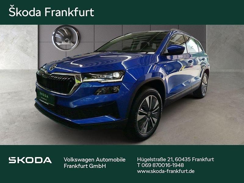 Blau Neu 2025 Skoda Karoq Drive SUV | 39.980 € (Teuer) - Bild 1/4