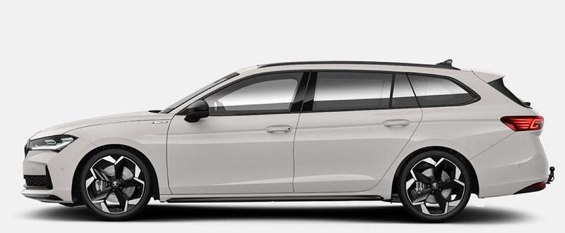 Neu Skoda Superb SportLine 193 PS (141 kW) 2025 Weiß Kombi