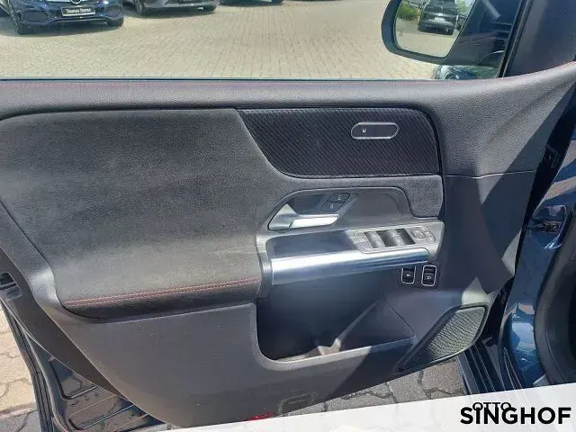 Gebraucht Mercedes B250e AMG 218 PS (160 kW) 2022 Kleinwagen